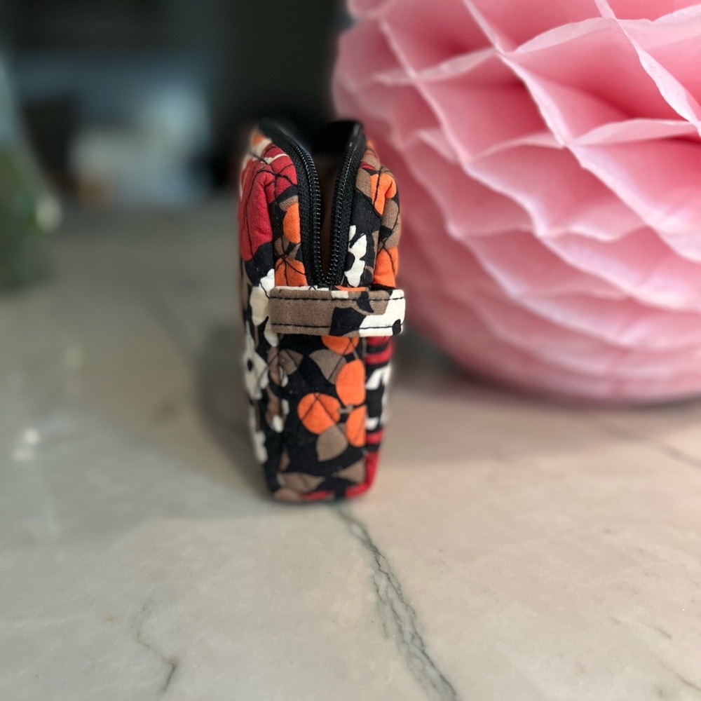 Vera Bradley Make Up bag - Picture 6 of 6